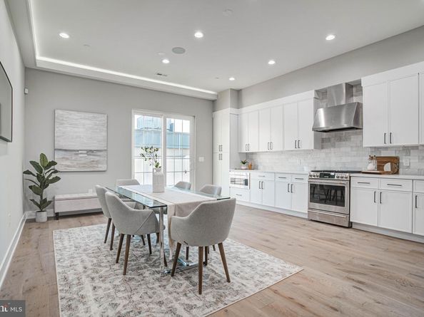 2616 S 18TH Street 22, Philadelphia PA 19145