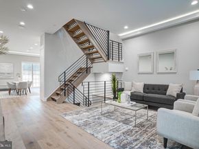 2616 S 18TH Street 22, Philadelphia PA 19145
