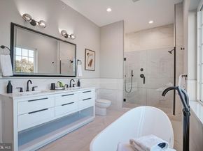 2616 S 18TH Street 22, Philadelphia PA 19145