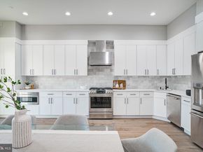 2616 S 18TH Street 22, Philadelphia PA 19145