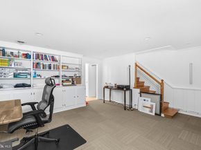 902 S Saint Asaph Street, Alexandria VA 22314