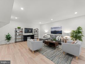 906 Hillcrest Drive SW, Vienna VA 22180