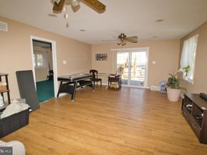 705 Overlook Drive, Warminster PA 18974