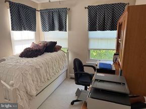 2550 James Madison Circle, Herndon VA 20171