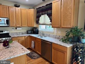 2550 James Madison Circle, Herndon VA 20171