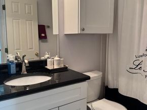 2550 James Madison Circle, Herndon VA 20171