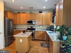 2550 James Madison Circle, Herndon VA 20171
