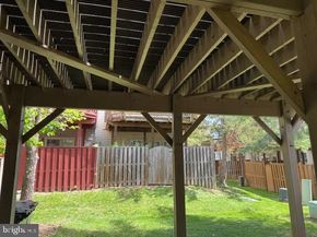 2550 James Madison Circle, Herndon VA 20171