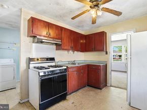 1402 Susan Avenue, Croydon PA 19021