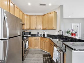 6481 Cheyenne Drive 304, Alexandria VA 22312