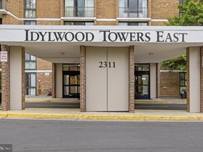 2311 Pimmit Drive 318, Falls Church VA 22043