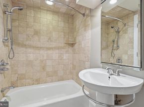 913 N Lawrence Street, Philadelphia PA 19123