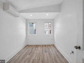 1302 N Dover Street, Philadelphia PA 19121