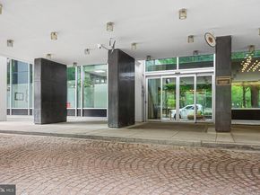 604 S Washington Square 2311, Philadelphia PA 19106
