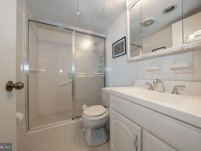 1919 Chestnut Street 1824, Philadelphia PA 19103