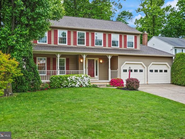 169 Applegate Drive, Sterling VA 20164