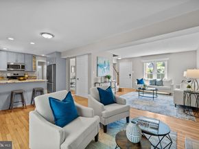 9556 Pine Bough Place, Vienna VA 22181