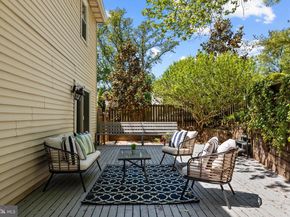 9556 Pine Bough Place, Vienna VA 22181