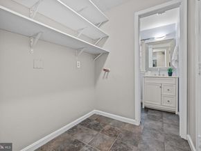9556 Pine Bough Place, Vienna VA 22181