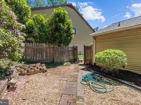 9556 Pine Bough Place, Vienna VA 22181