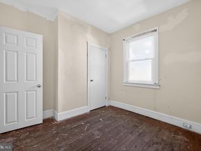 2649 S 8TH Street, Philadelphia PA 19148