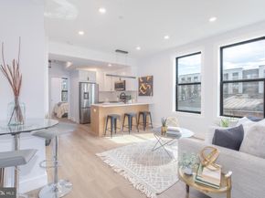 1012 17TH Place NE SEVEN, Washington DC 20002
