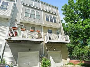 512 Regent Place NE, Washington DC 20017