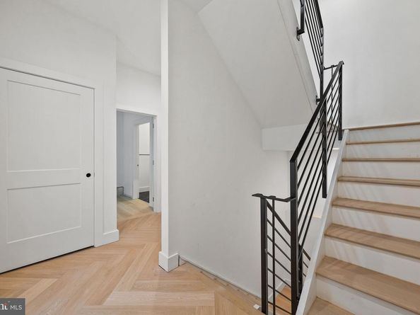 706 Latona Street J, Philadelphia PA 19147