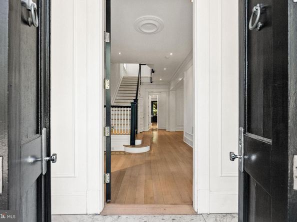 2107 Wyoming Avenue NW, Washington DC 20008