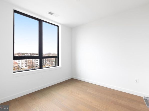 7175 12TH Street NW 610, Washington DC 20011