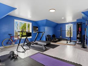 1087 Mount Eyre Road, Washington Crossing PA 18977