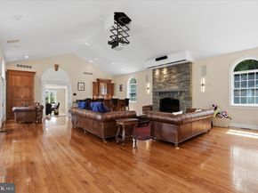 1087 Mount Eyre Road, Washington Crossing PA 18977