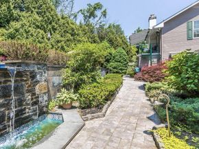 1087 Mount Eyre Road, Washington Crossing PA 18977