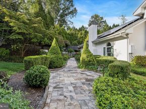 1087 Mount Eyre Road, Washington Crossing PA 18977