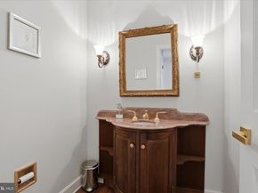1087 Mount Eyre Road, Washington Crossing PA 18977