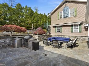 1087 Mount Eyre Road, Washington Crossing PA 18977