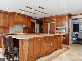 1087 Mount Eyre Road, Washington Crossing PA 18977