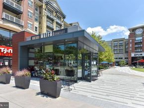 1101 S Arlington Ridge Road 212, Arlington VA 22202