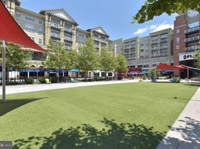 1101 S Arlington Ridge Road 212, Arlington VA 22202