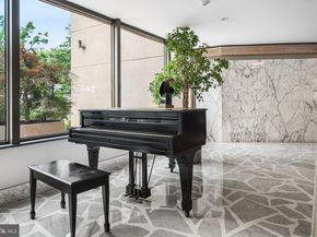 1101 S Arlington Ridge Road 212, Arlington VA 22202