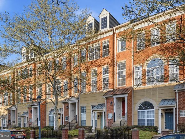 1881 Crescent Park Drive, Reston VA 20190