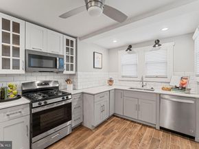 471 E Pleasant Street, Philadelphia PA 19119