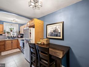 828 Derwyn Road, Drexel Hill PA 19026