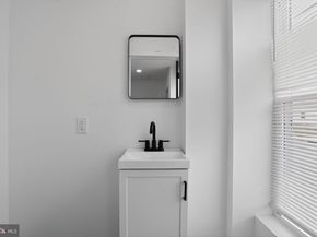 5101 Hawthorne Street, Philadelphia PA 19124