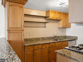 4600 Duke Street 1617, Alexandria VA 22304