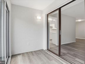 10220 Bushman Drive 8203, Oakton VA 22124