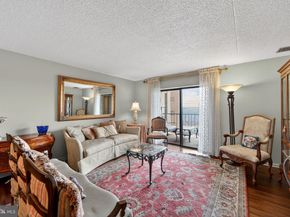 10708 Valley Forge Circle 708, King Of Prussia PA 19406