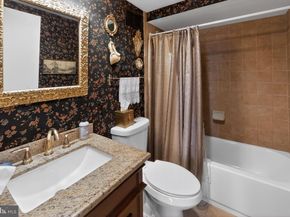 10708 Valley Forge Circle 708, King Of Prussia PA 19406