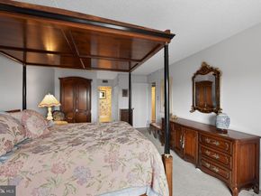 10708 Valley Forge Circle 708, King Of Prussia PA 19406