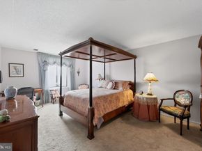 10708 Valley Forge Circle 708, King Of Prussia PA 19406